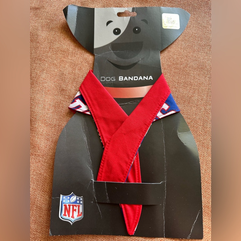 New York Giants Dog Bandana - Picture 4 of 5